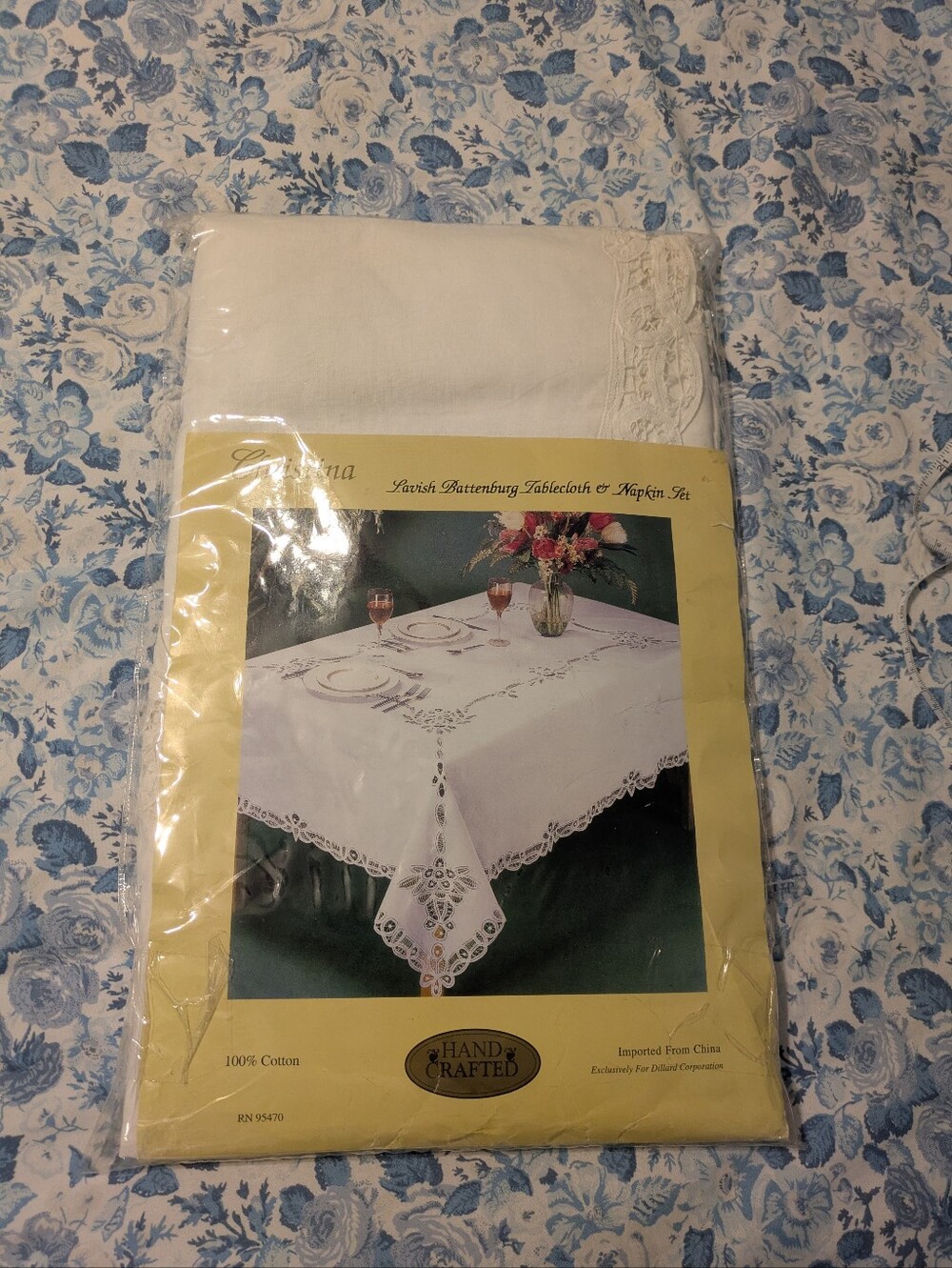 Hand Crafted Oval White Battenburg Lace Tablecloth & Napkin Set